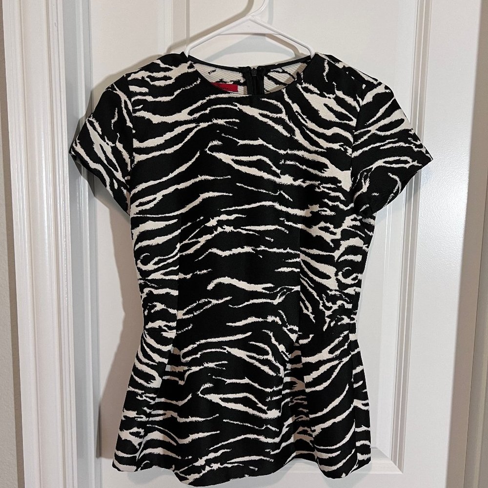 Carolina Herrera Jacquard Black and White animal print top, Size 4